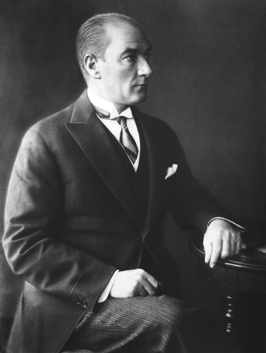 Cumhurbaşkanı Gazi Mustafa Kemal, 1928.
